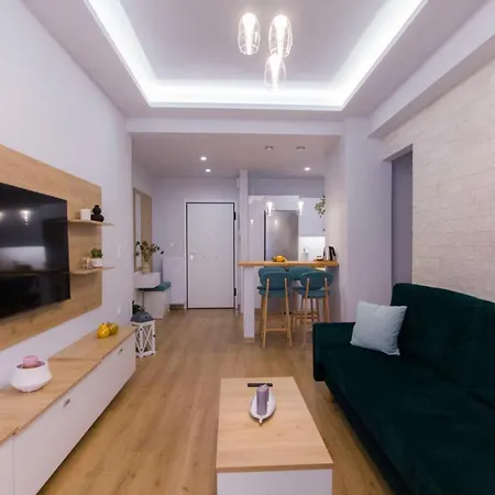Luxurious Apt Near Ampelokipoi Metro Station-3